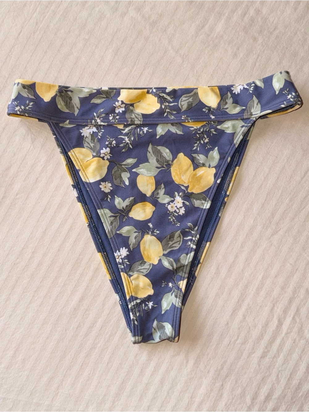 Abercrombie & Fitch High-Waist Lemon Print Bikini Bottoms size Small - Picture 2 of 11